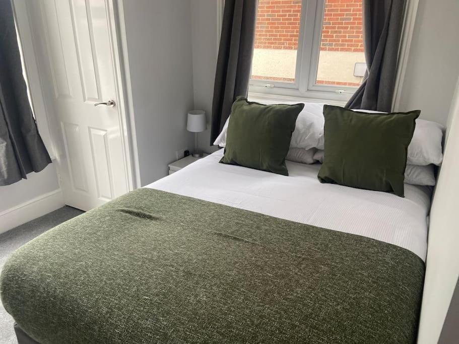 Central Southsea Boutique 2 Bedroom Flat Портсмът Екстериор снимка
