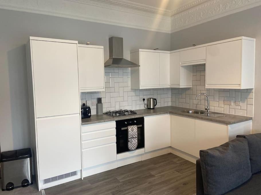 Central Southsea Boutique 2 Bedroom Flat Портсмът Екстериор снимка